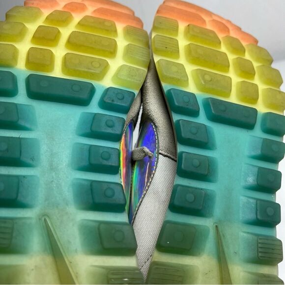 Women's NIKE 'Prelove OX Rainbow' Size 8 US Runners Beige - Picture 12 of 14
